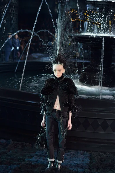 Look 31